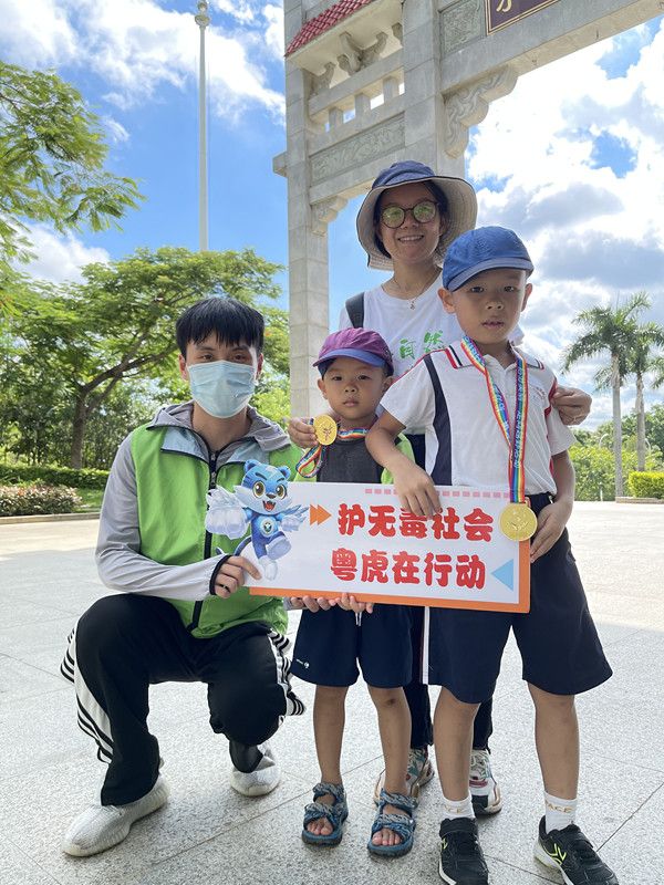 三鄉(xiāng)鎮(zhèn)開展“禁毒不停歇，人生不‘毒’行”宣傳活動照片4.jpg