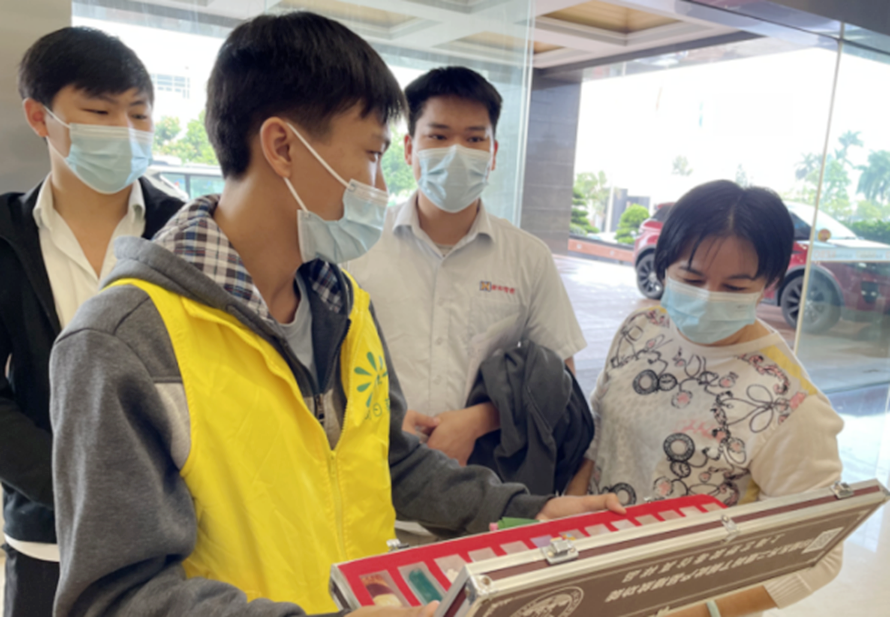 阜沙鎮(zhèn)禁毒信息〔2022〕第246期--【禁毒攻堅(jiān)】“無(wú)償獻(xiàn)血 禁毒同行”-阜沙禁毒宣傳進(jìn)廠企 （2